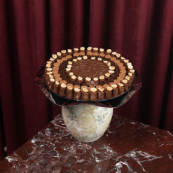 صينية سيراميك صغيرة شوكلت مع حب البندق ss101