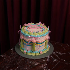 كيكة فانسى وسط